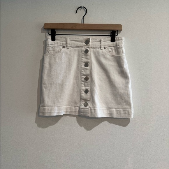 Forever 21 Women's White Button-Front Denim Jean Mini Skirt - Picture 1 of 2
